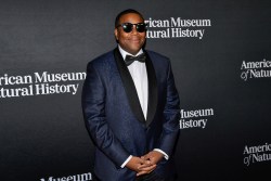 kenan thompson snl starting salary