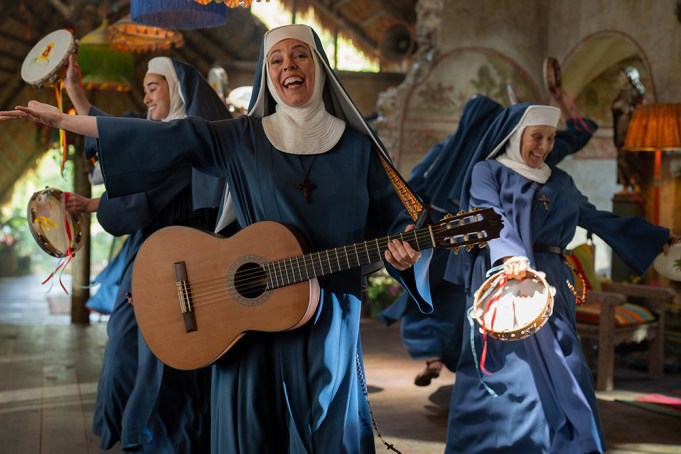 Olivia Colman in "Paddington in Peru"