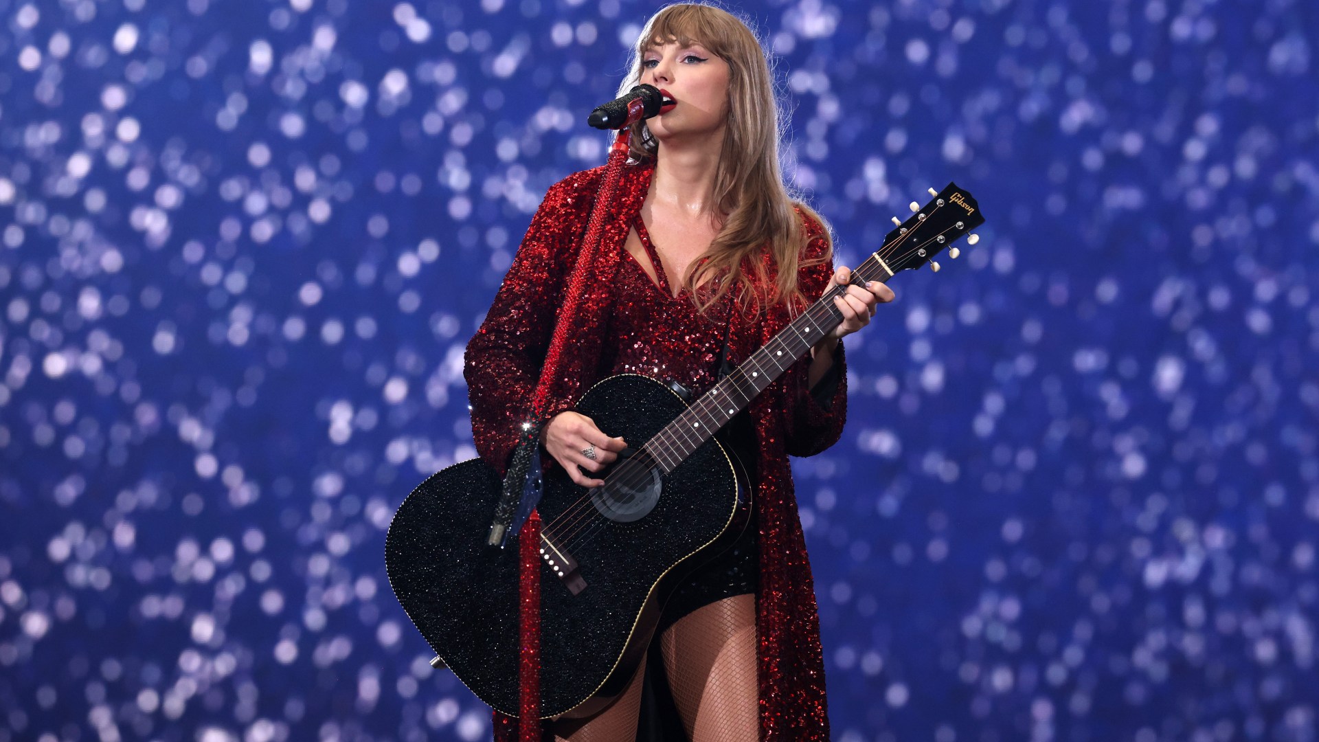 Taylor Swift guitar